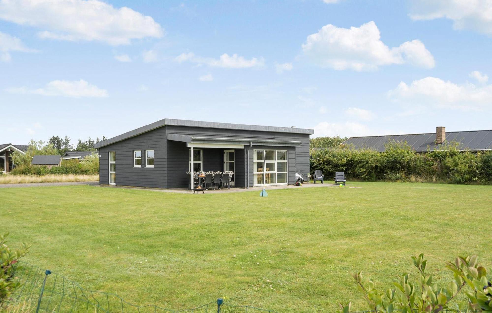 Lovely Home In Tarm With Wifi Exterior photo